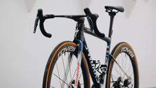 Charger l'image dans la galerie, Tarmac SL8 S-Works Soudal Quick-Step FRMSET 56