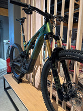 Charger l'image dans la galerie, VTT électrique d'occasion - Specialized Levo S-Works G3 S4